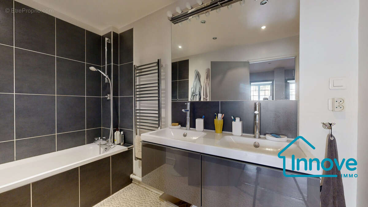 Appartement à VERSAILLES