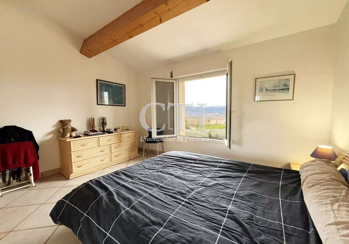 Maison à VAISON-LA-ROMAINE