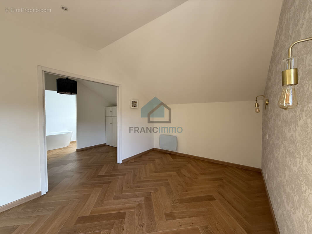Appartement à MAICHE