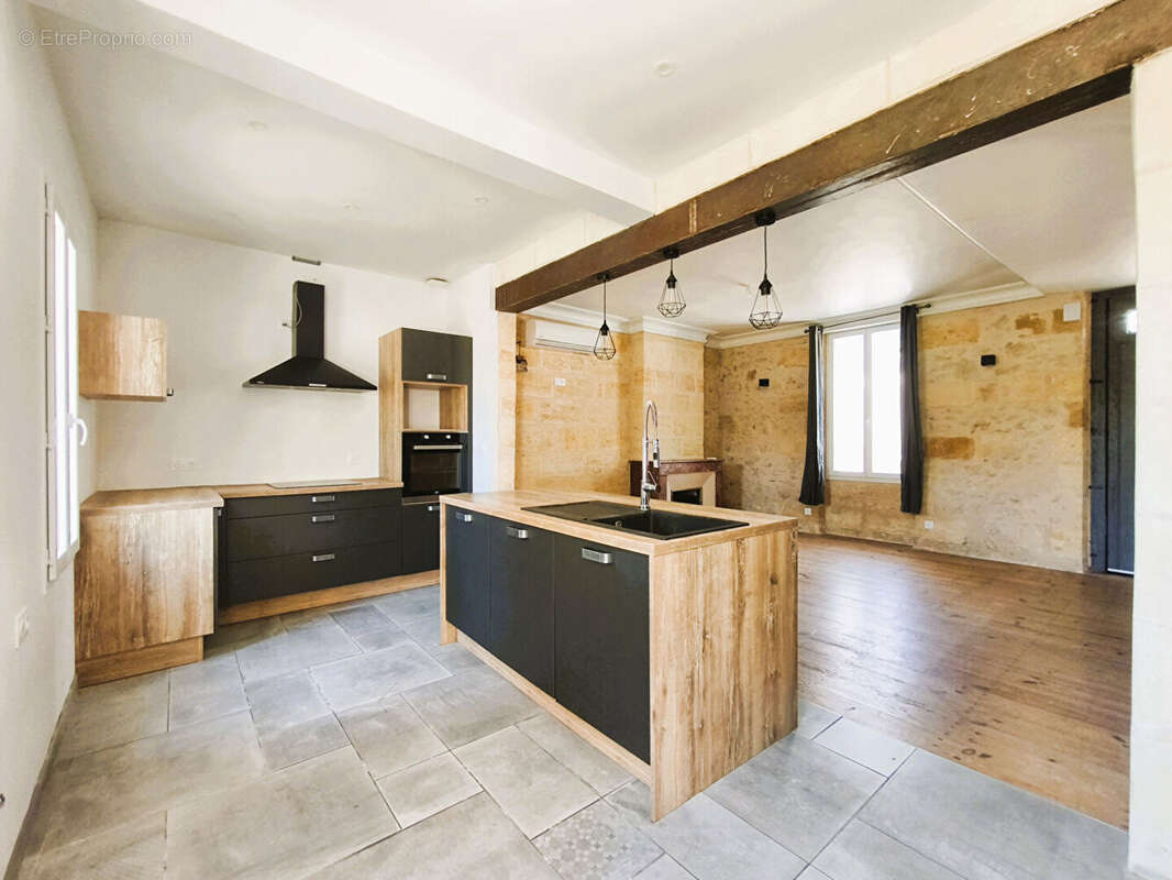 Maison à CASTILLON-LA-BATAILLE