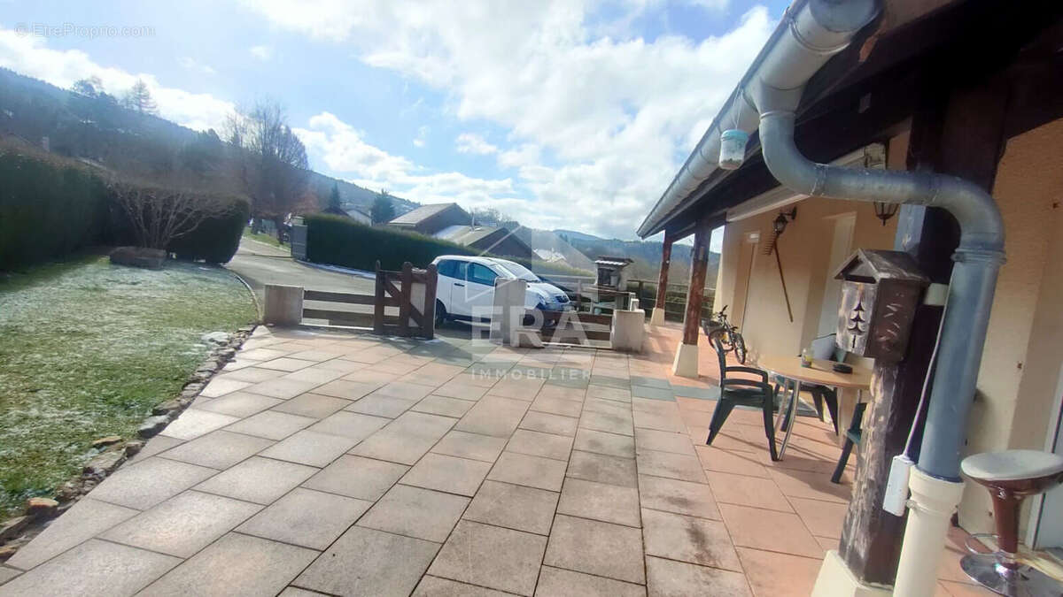 Maison à HAUTEVILLE-LOMPNES