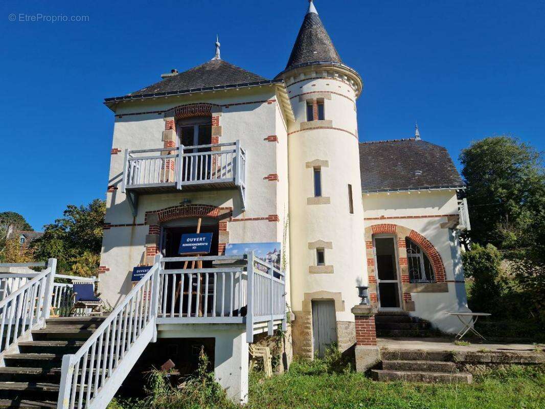 Maison de maitre des années 1900 avec dépendance en centre de bourg de l'ile aux moines - photo 2