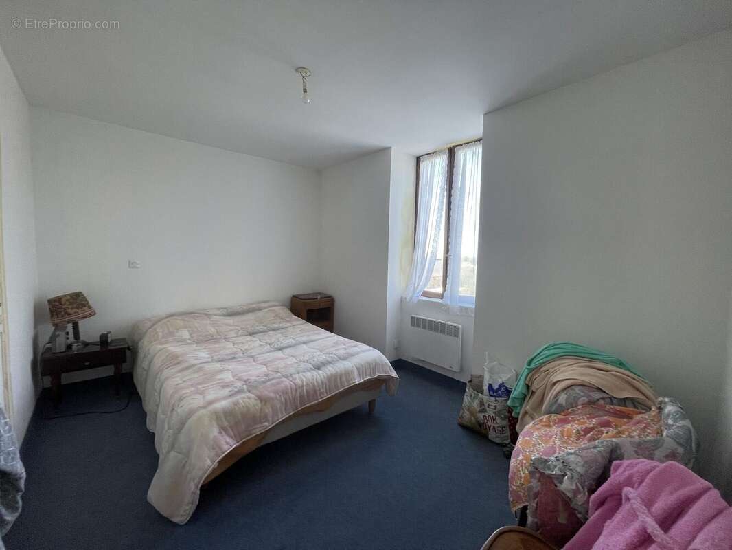 Maison 110 m² à Hardanges  - photo 6