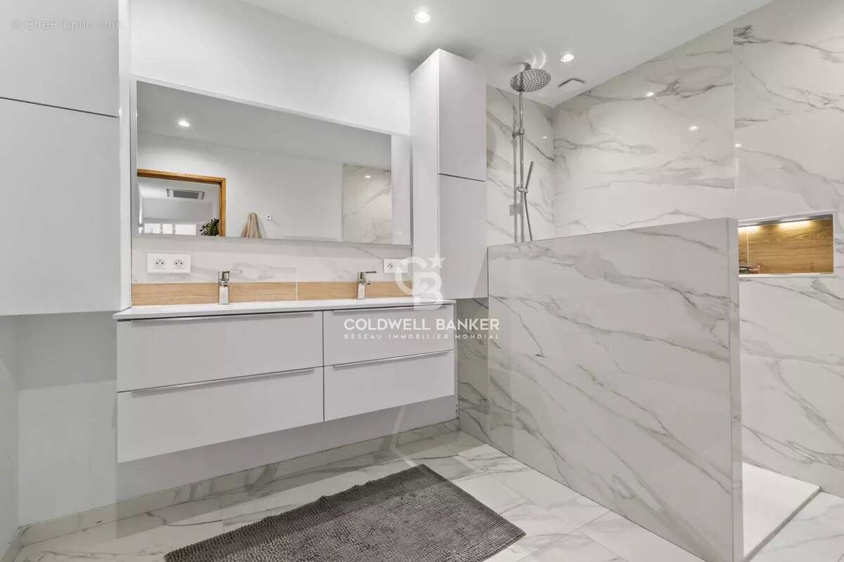 Maison à PEYMEINADE