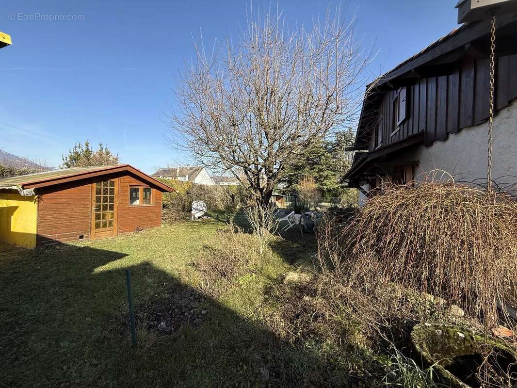 Maison à CHAMP-SUR-DRAC