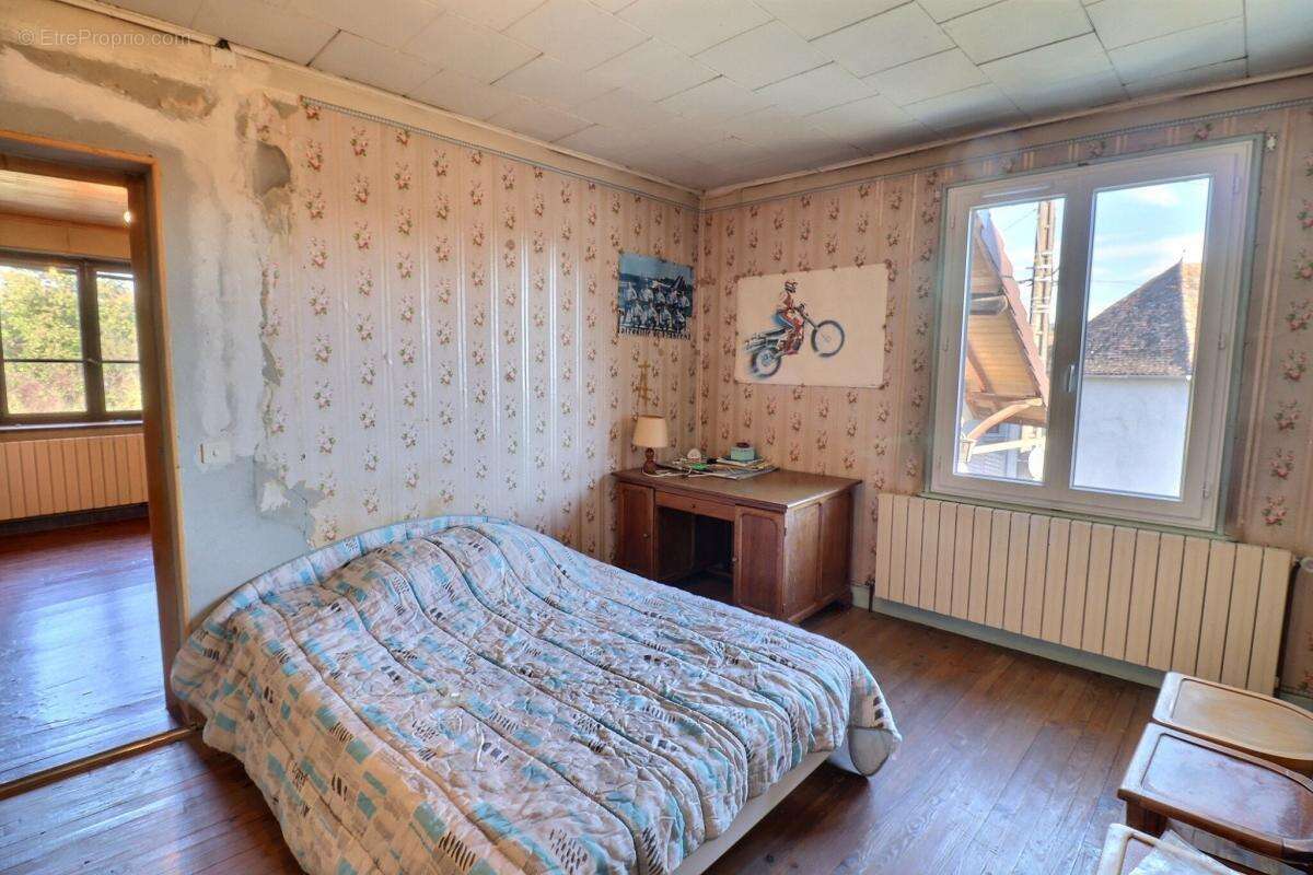 Maison à LES AVENIERES