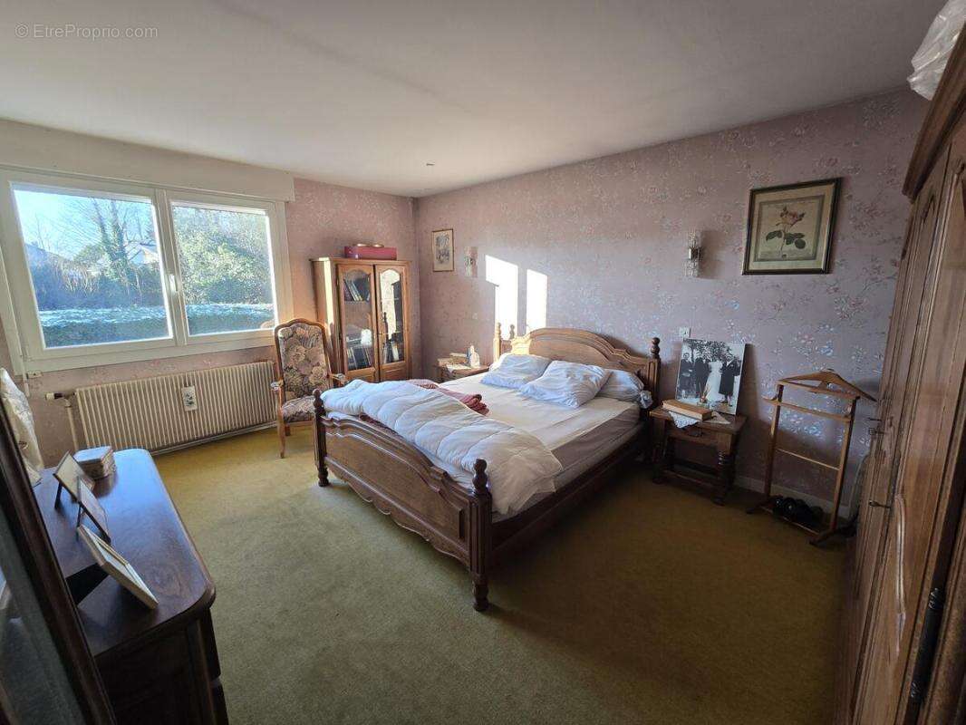 Maison à SAINT-MICHEL-SUR-TERNOISE