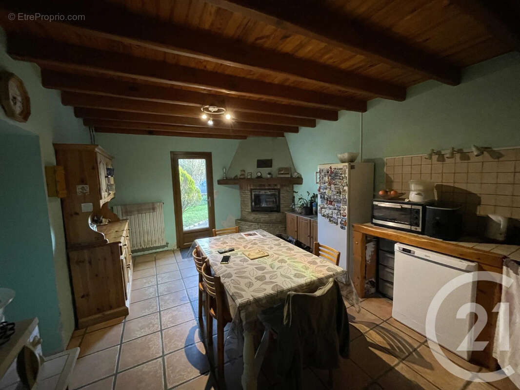 Maison à LAGORCE