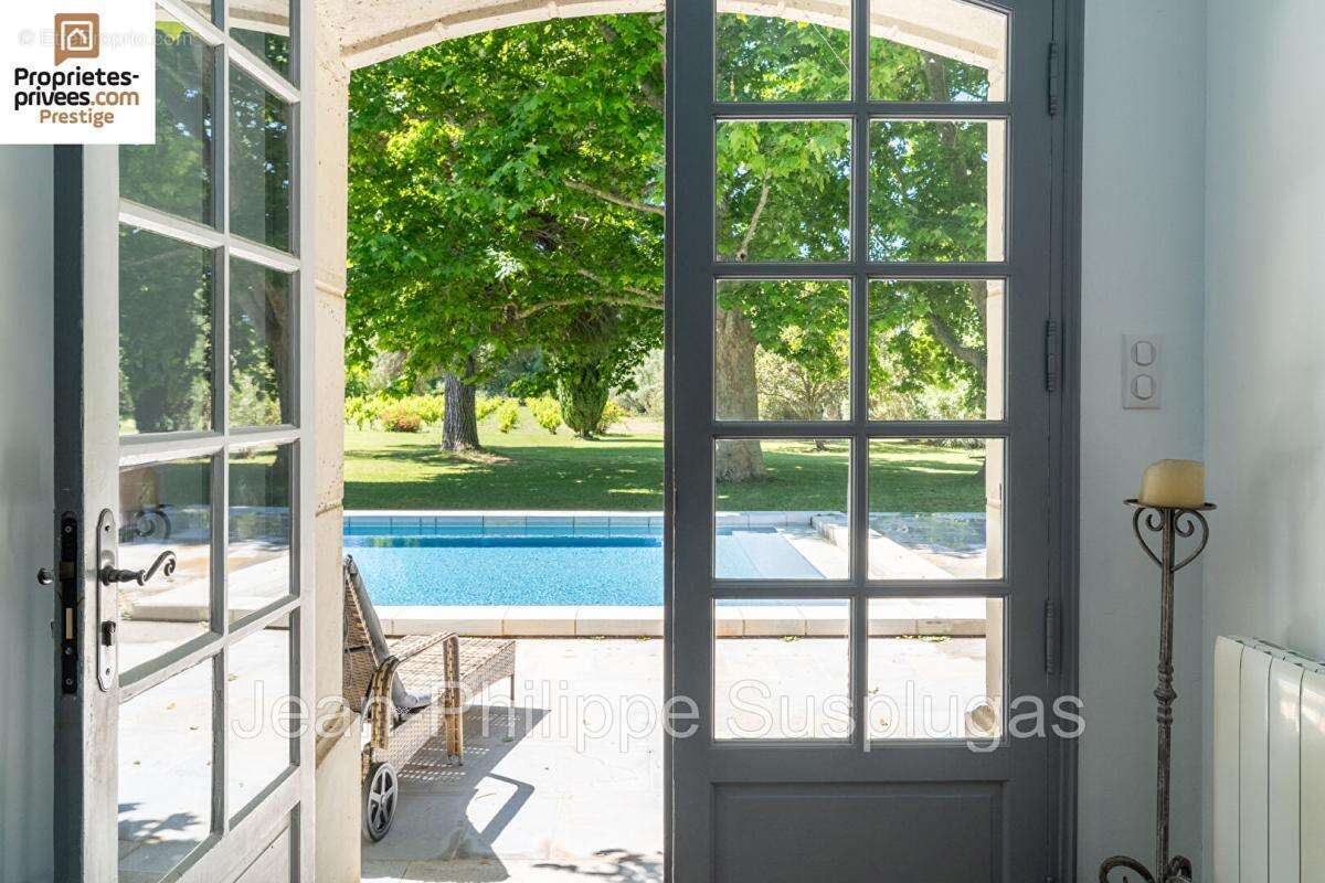 Maison à SAINT-CYR-SUR-MER