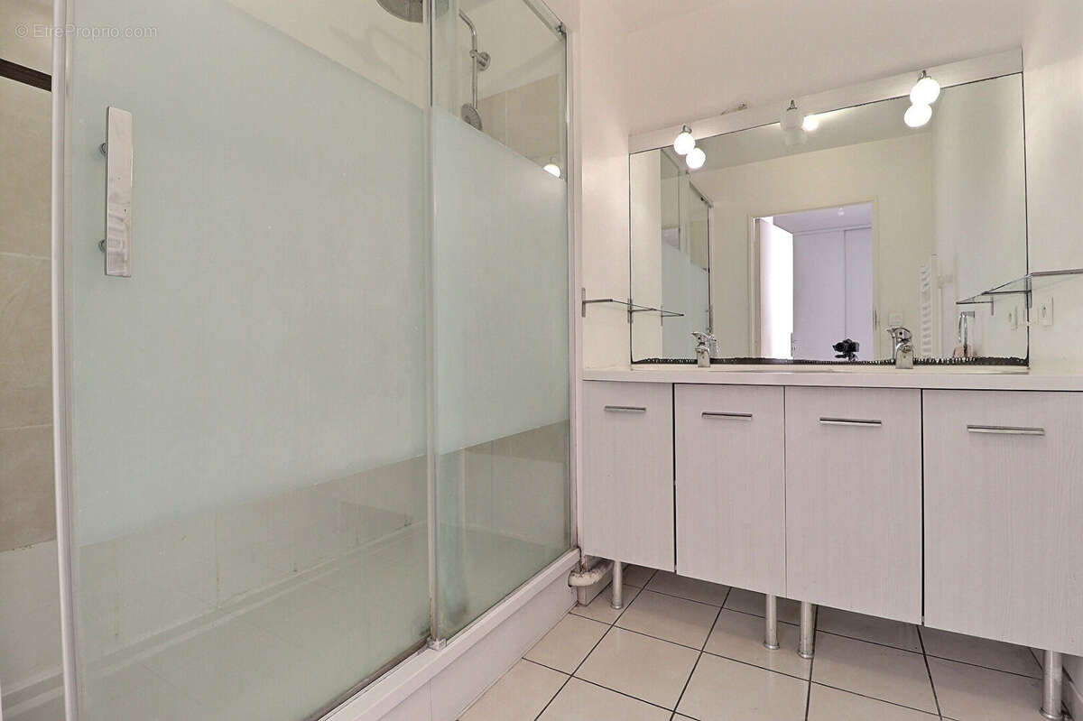 Appartement à SAINT-DENIS