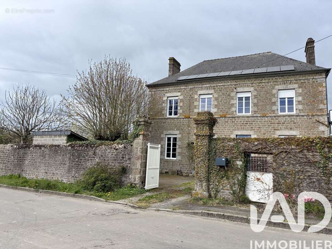 Photo 2 - Maison à LASSAY-LES-CHATEAUX
