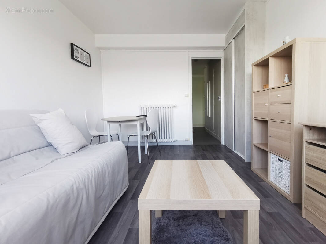 Appartement à BREVIANDES