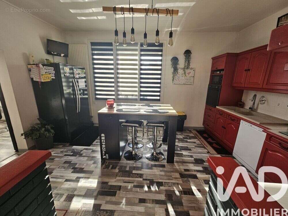 Photo 3 - Maison à MONT-SAINT-PERE