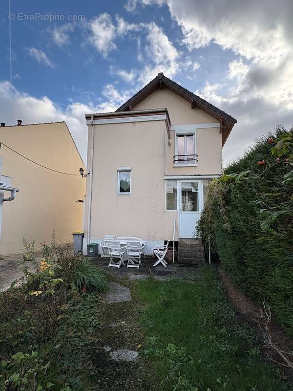 Maison à MONTFERMEIL