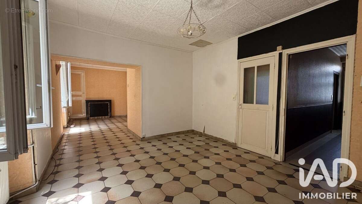 Maison 123 m² à Vierzon  - photo 2