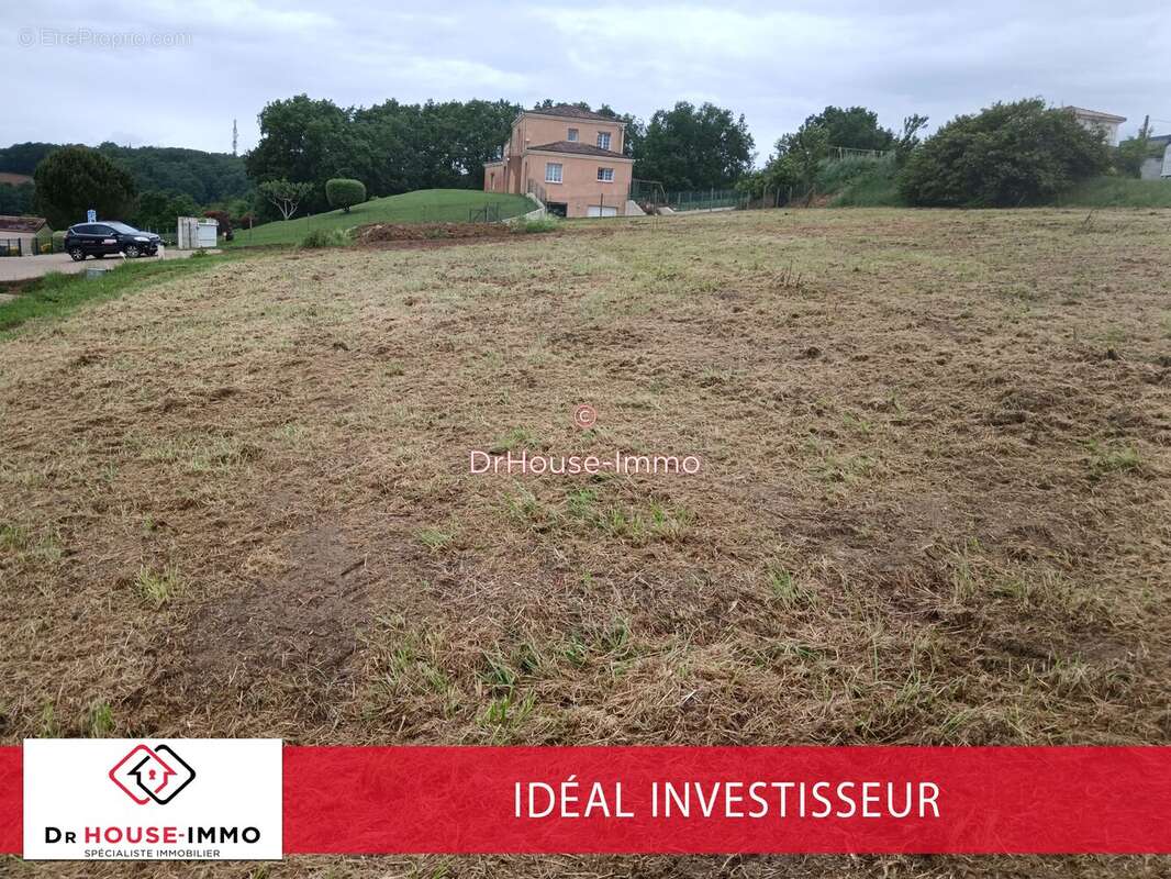 Terrain 1414 m² à Port-Sainte-Marie  - photo 14