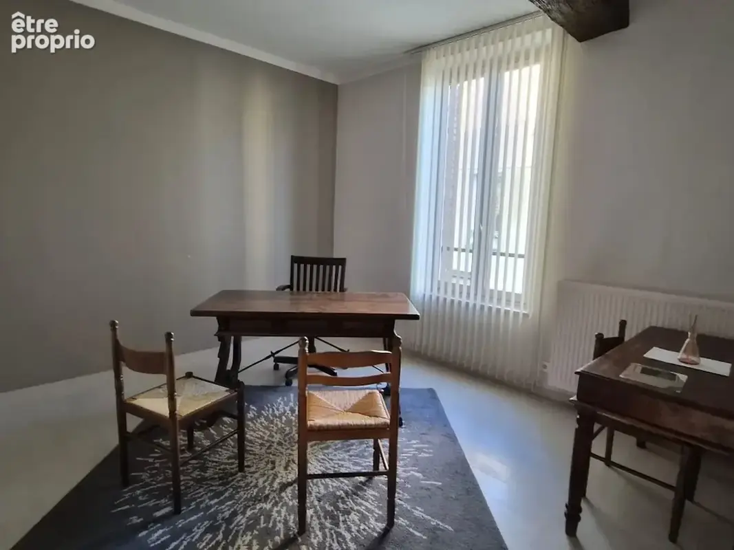 Appartement 270 m² à Montargis  - photo 6
