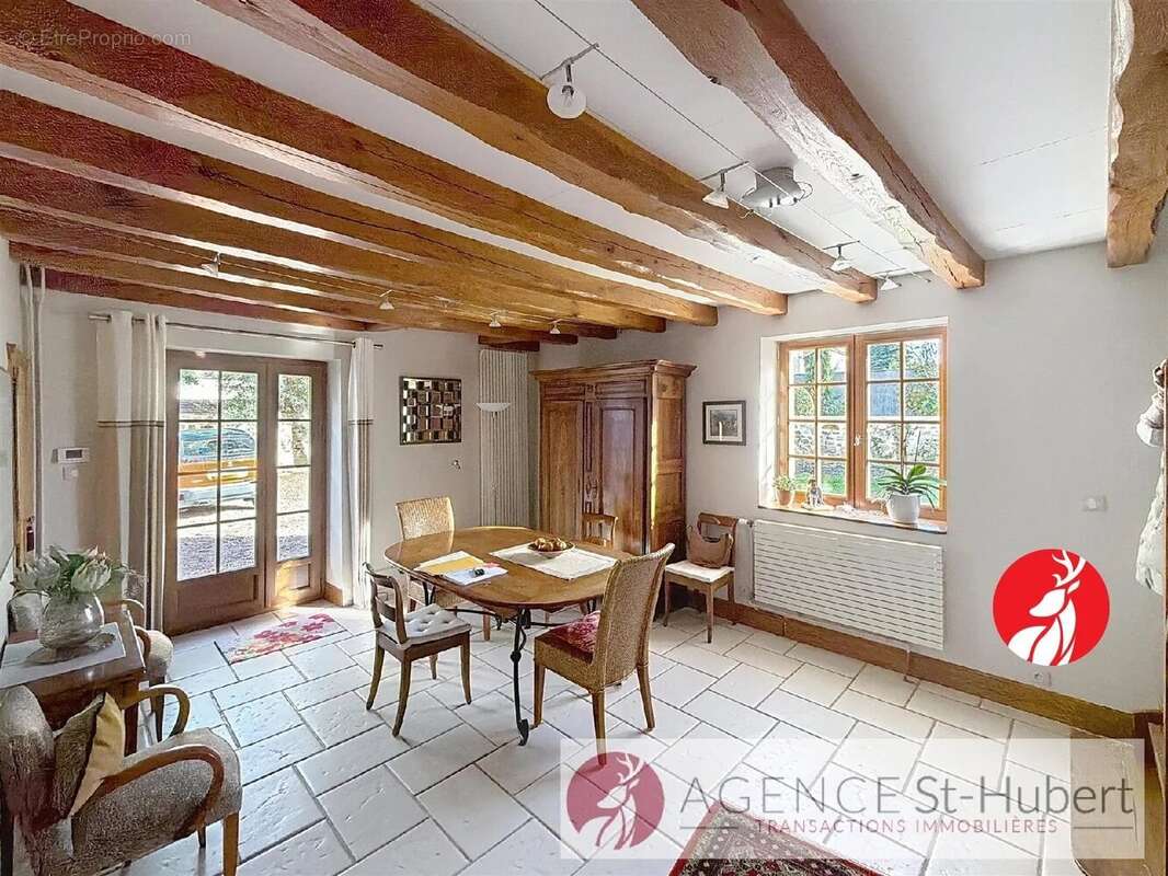 Maison à FONTAINEBLEAU