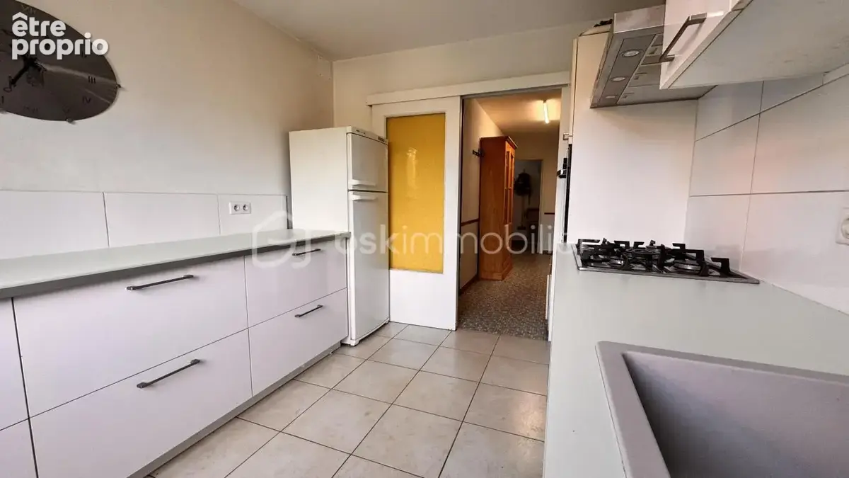 Maison de ville à fort potentiel — Grenoble (Écoles privées & transports à pied) - photo 9