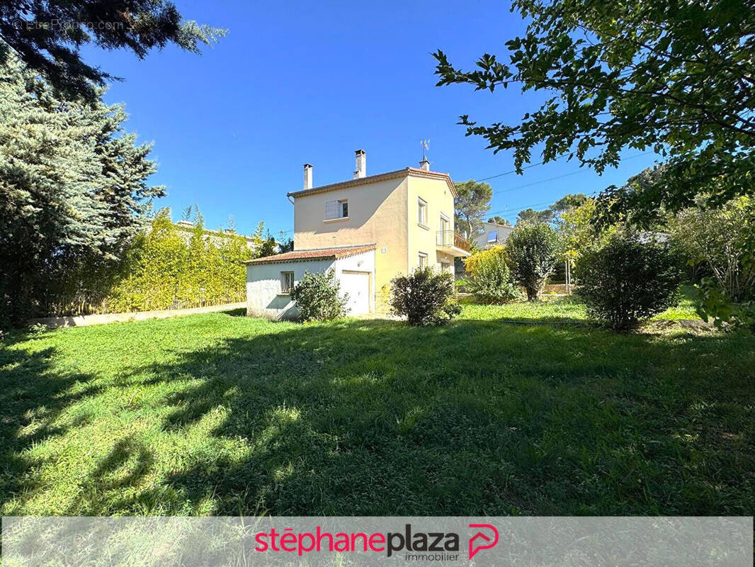 Maison à BAGNOLS-SUR-CEZE
