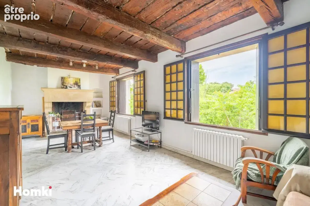 Appartement à MARSEILLE-9E