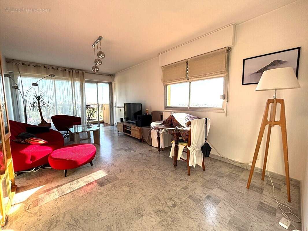 Appartement à CAGNES-SUR-MER
