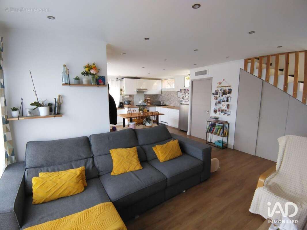 Photo 3 - Maison à VALLAURIS