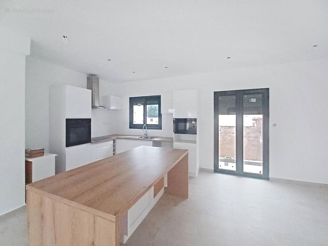 Photo 1 - Maison à VENDRES