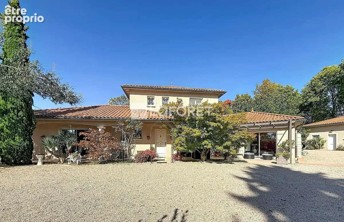 Maison à LE MONTELLIER