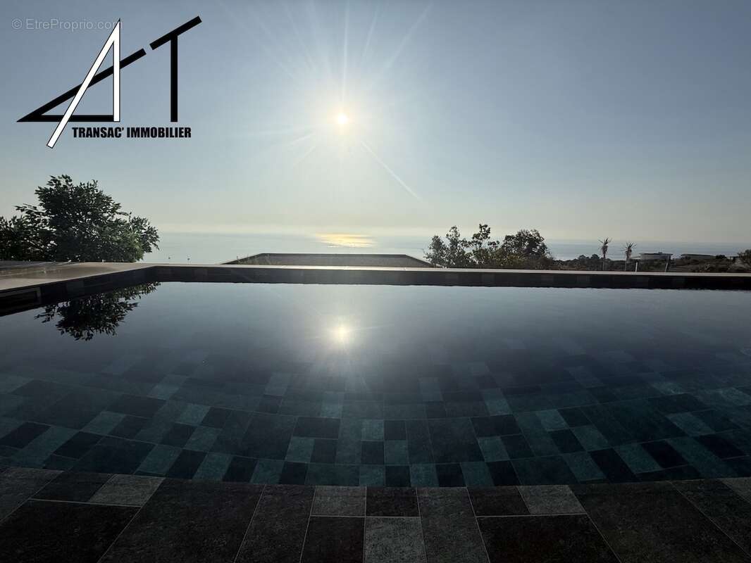 Magnifique villa contemporaine T7 avec piscine – vue mer 180° - photo 3