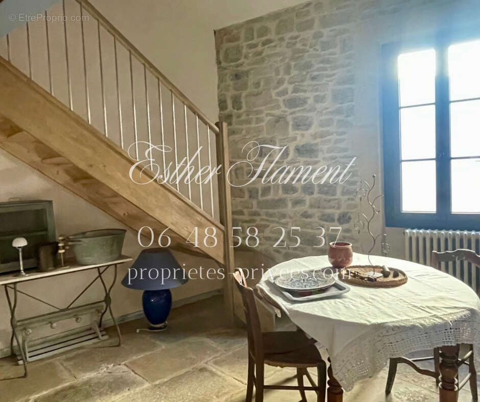 Maison à CAVEIRAC