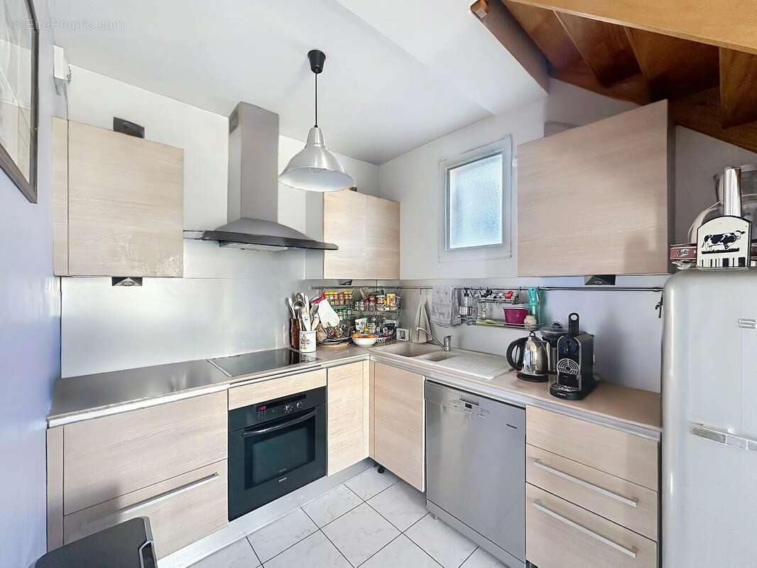 La varenne - duplex dernier etage - photo 6