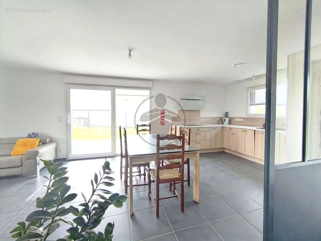 Maison à BAUME-LES-DAMES