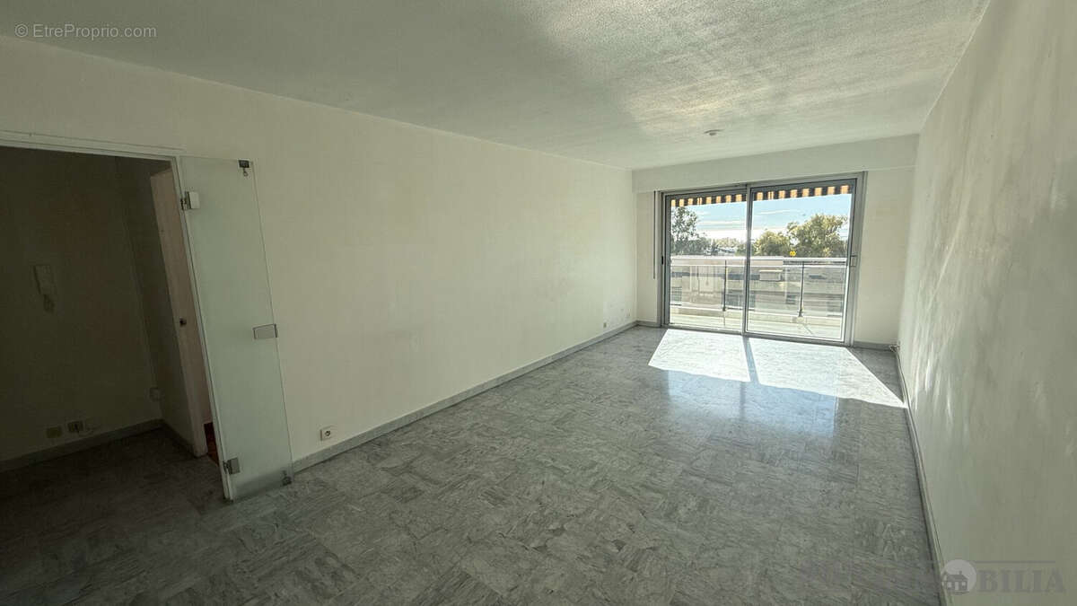 Appartement 72 m² à Cagnes-Sur-Mer  - photo 2