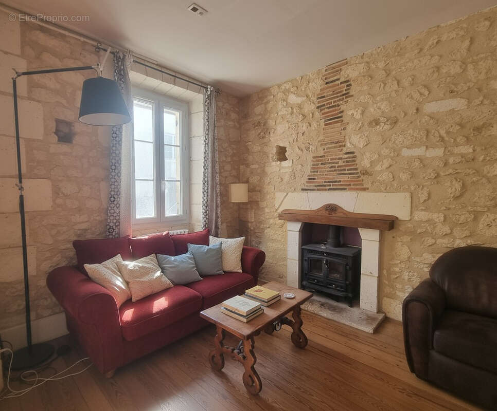 Maison à AUBETERRE-SUR-DRONNE