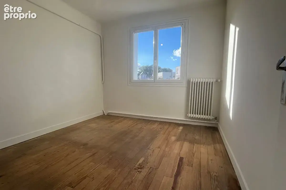 Château Renault - Appartement T4 - photo 5