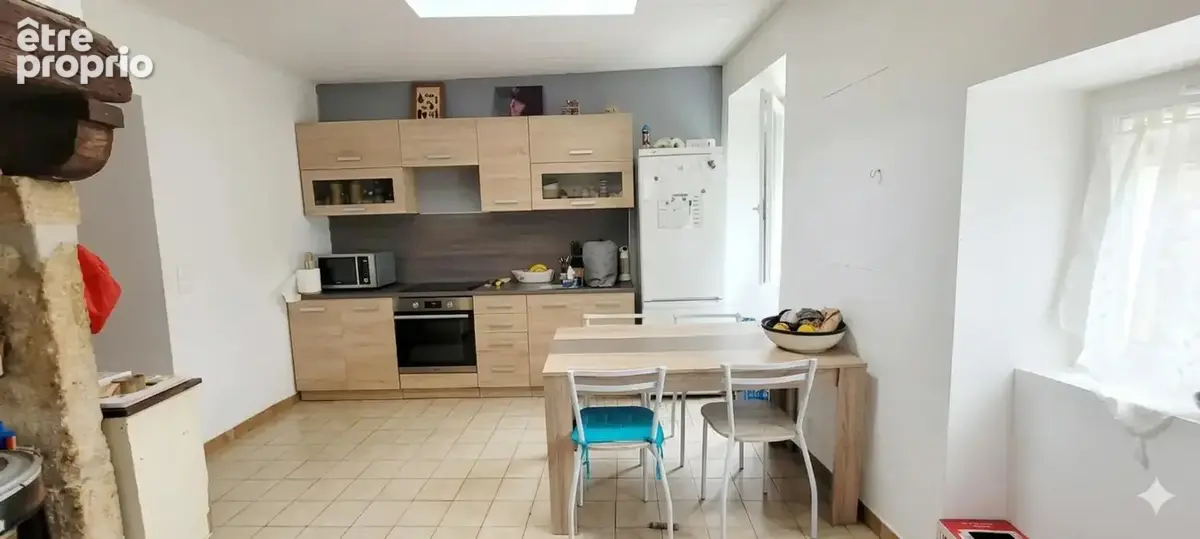 Maison en pierre rénovée à Saint-Paul-le-Jeune - photo 3