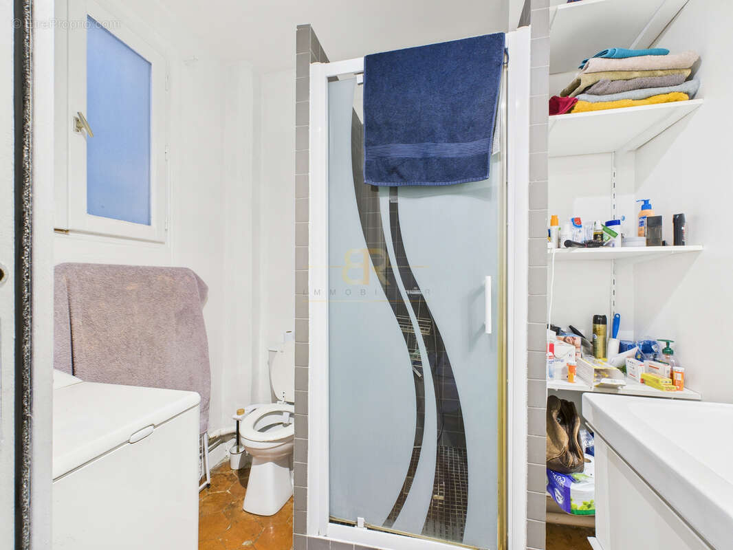 Appartement à PARIS-14E