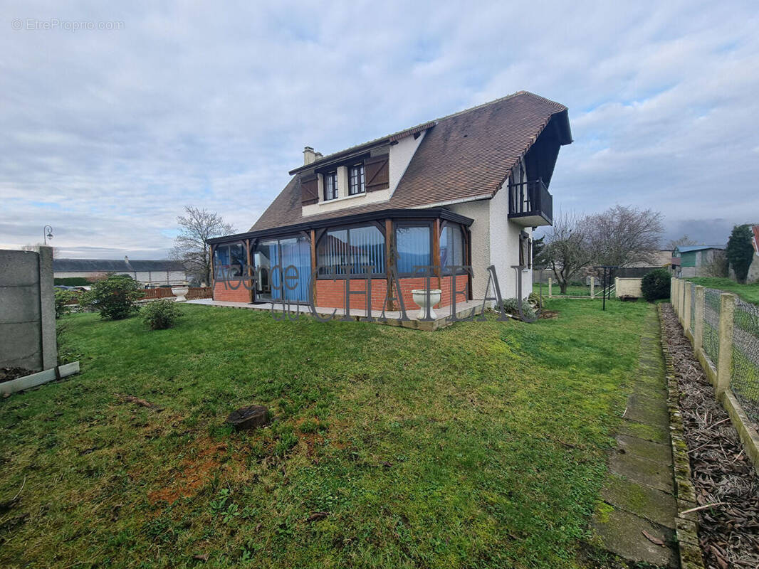 Maison à PERRIERS-SUR-ANDELLE