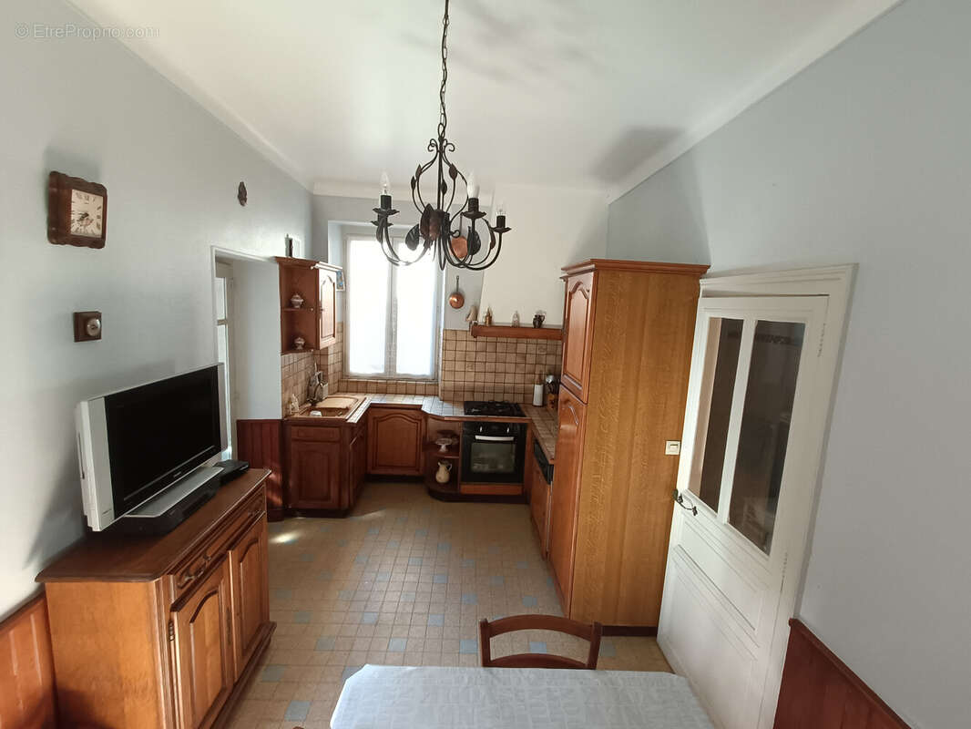 Maison à TOURNON-SAINT-MARTIN