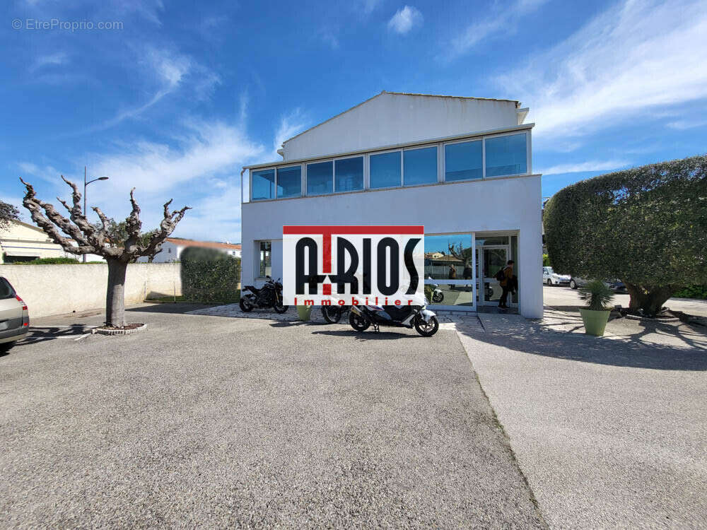 Commerce à SANARY-SUR-MER