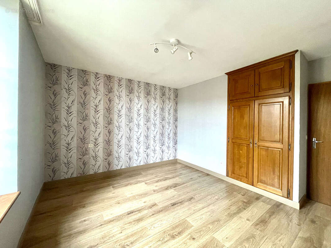 Maison à CHAMBLEY-BUSSIERES