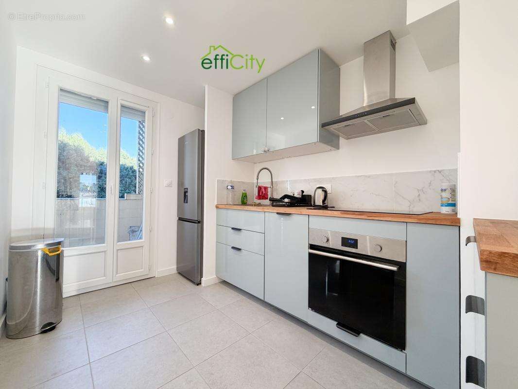 Appartement à MARSEILLE-10E