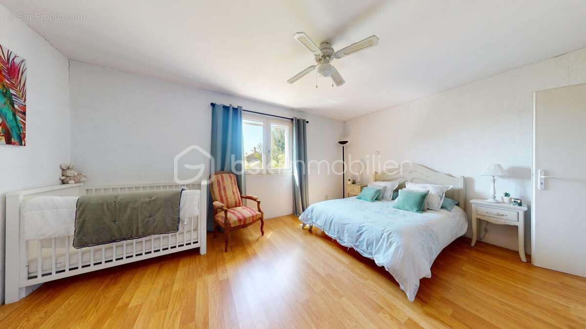 Villa de plain-pied avec piscine - photo 14