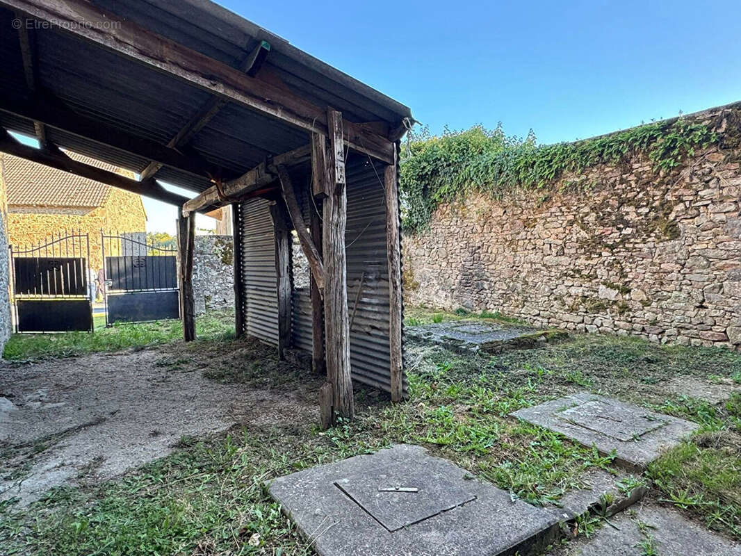 Maison à VILLEFAVARD