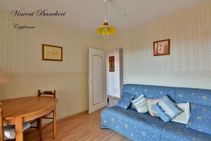 Appartement à CRANVES-SALES