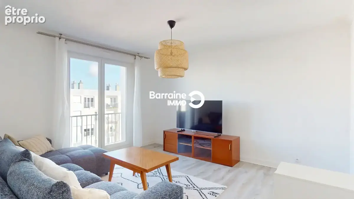 BARRAINE IMMO A VENDRE : Appartement T2 - Saint-Pierre - Dernier étage avec balcon et parking - photo 2