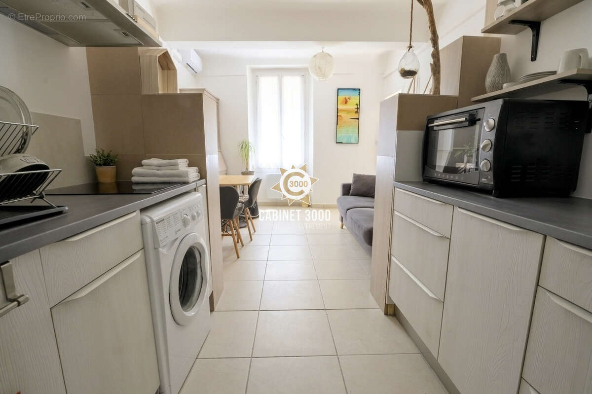 Appartement à SOLLIES-PONT
