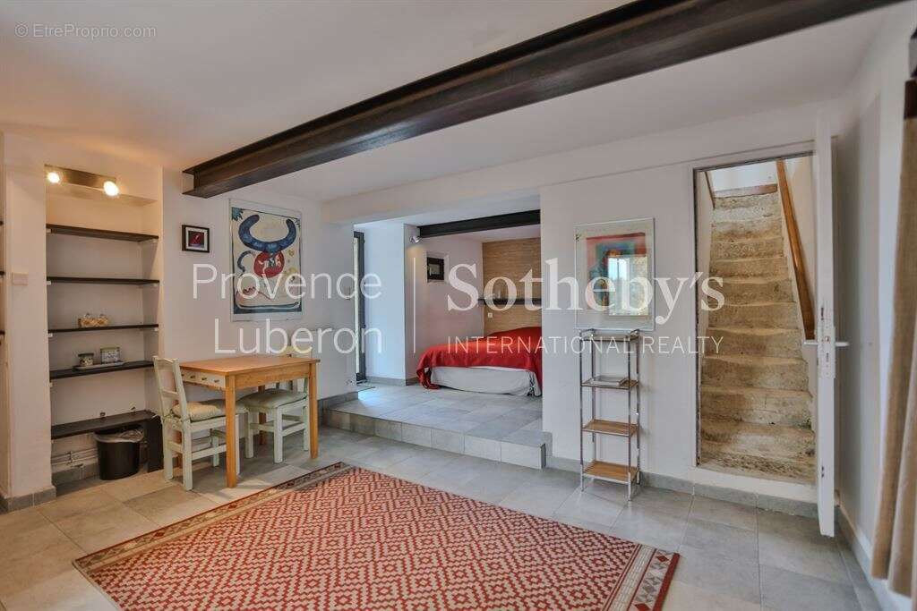 Maison et son annexe au cœur de Gordes - photo 9