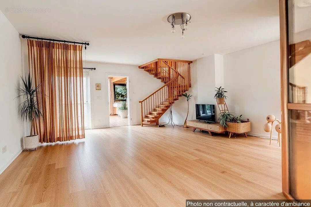 Maison à VILLENEUVE-TOLOSANE